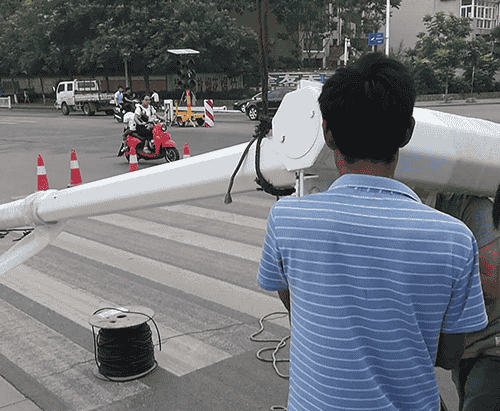 东兴信号灯杆